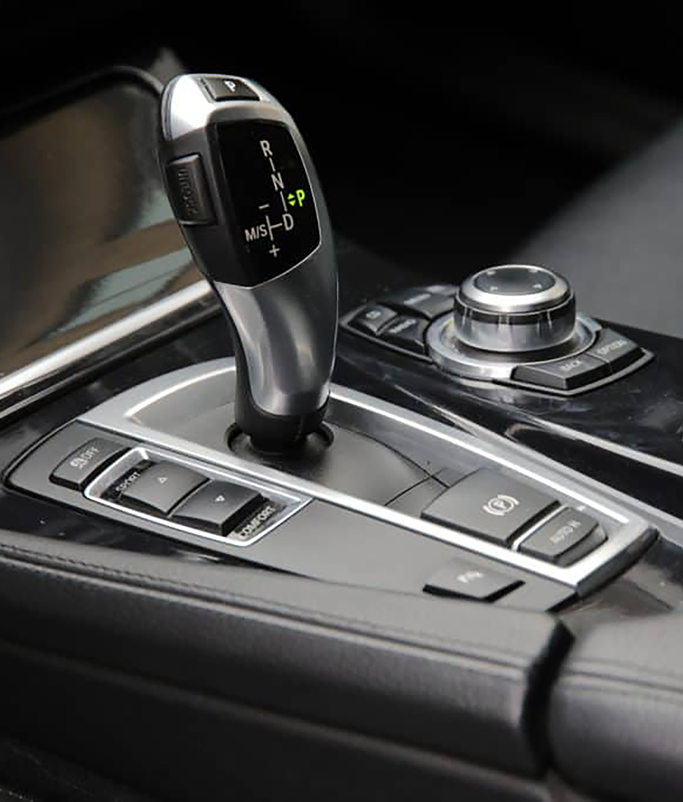 Automaat Automaatbak spoelen olie verversen | Automobiel Jansen Druten