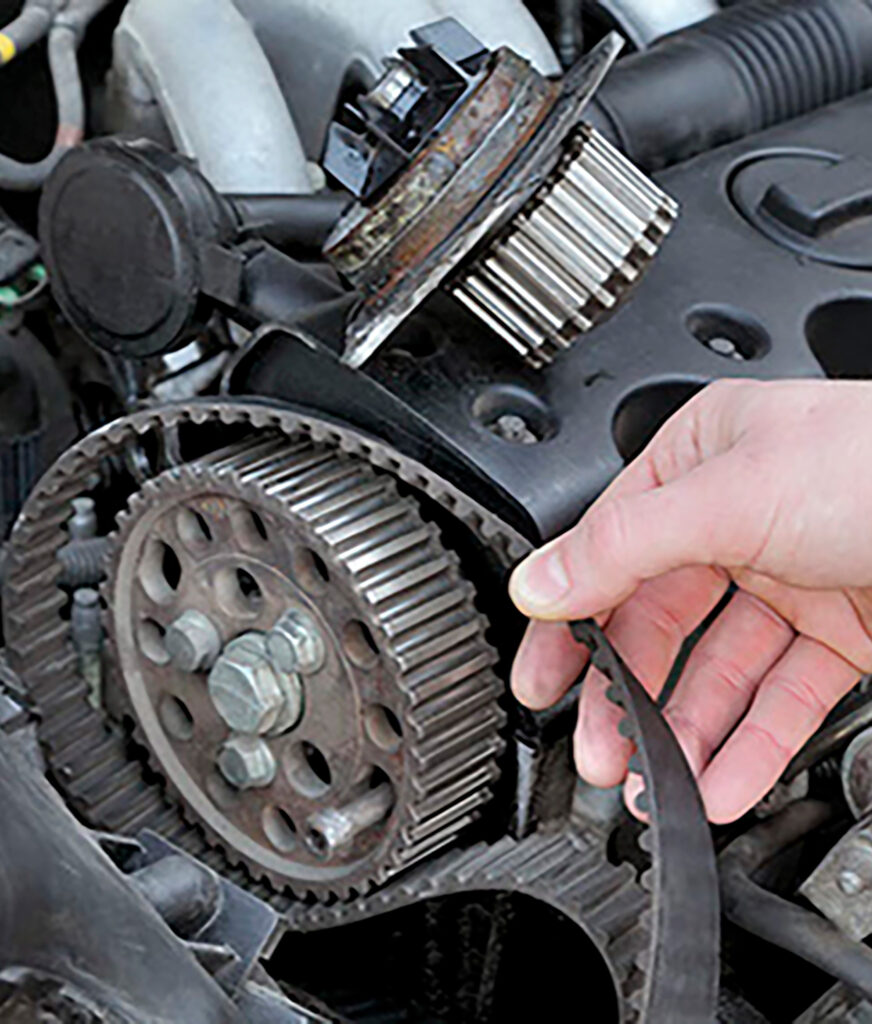 Distributieriem vervangen met 4 jaar garantie in plaats van 2 jaar door montage met motor-specifiek gereedschap en speciale opleiding.